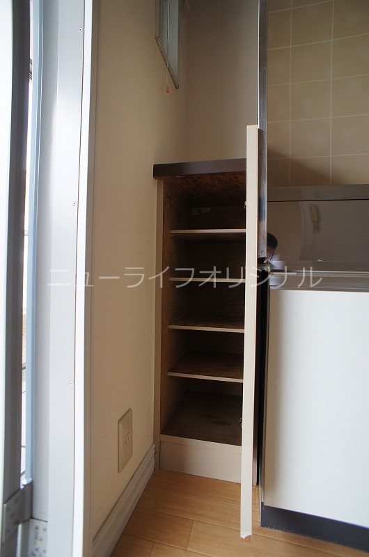 その他設備　シューズボックス付きで玄関をスッキリ使えます