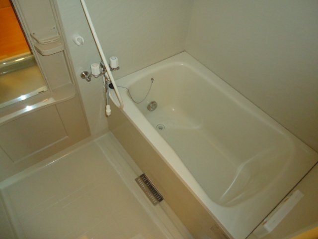 バス・シャワールーム　バス(イメージ)