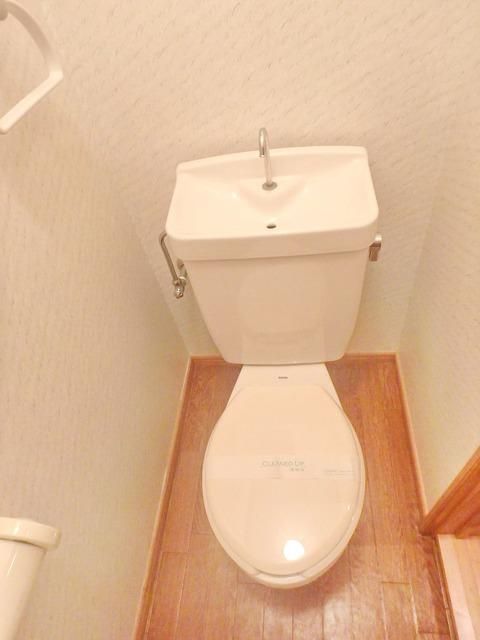 トイレ　★窓付きトイレ★