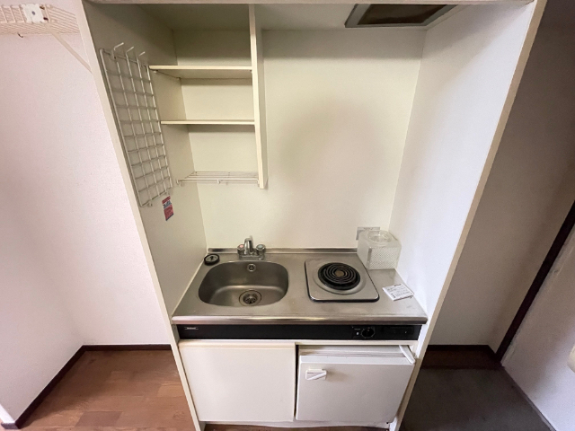 キッチン　別部屋の為参考写真となります