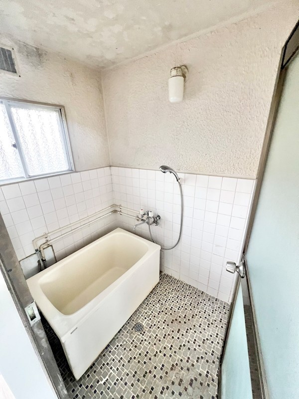 バス・シャワールーム　他部屋