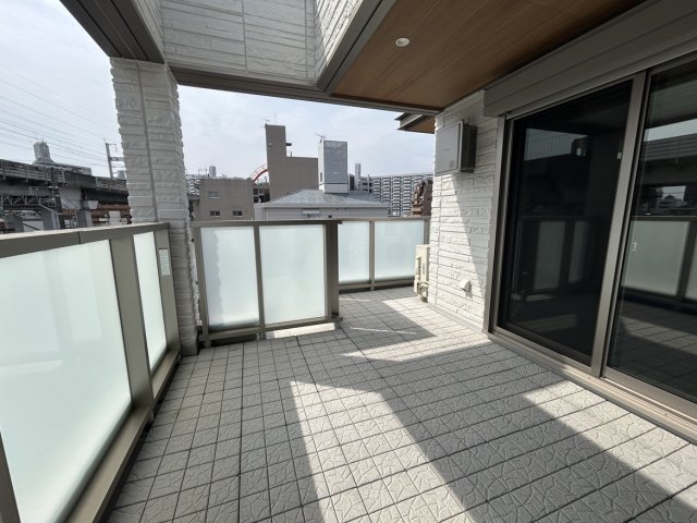 玄関　家具・インテイリアは含みません。