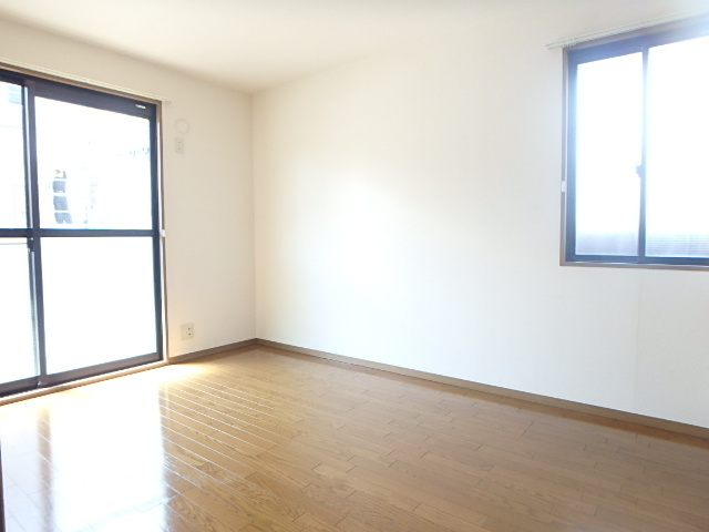 その他部屋・スペース　南西側洋室６帖