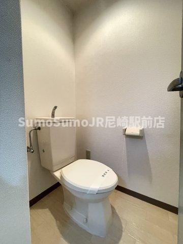 トイレ　落ち着いたトイレです