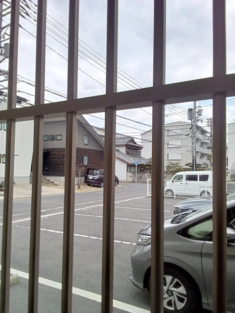 眺望　同物件、別号室（反転）