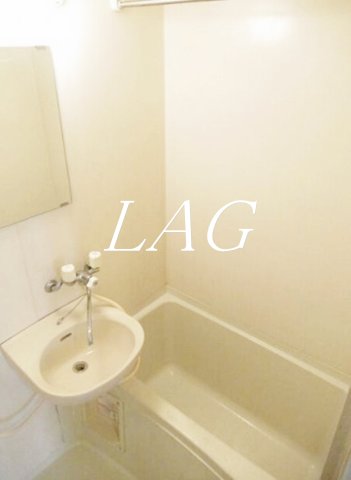 バス・シャワールーム　お風呂です。