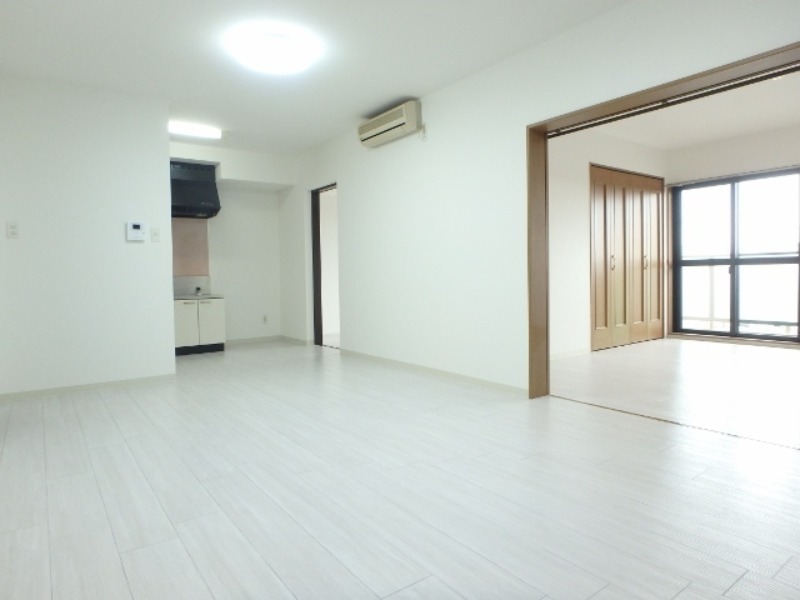 居室・リビング　図面と現状に相違がある場合には現状を優先