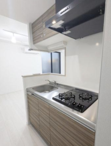 キッチン　※別部屋参考写真