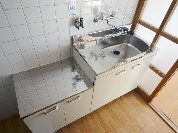 キッチン　（同マンション別部屋）