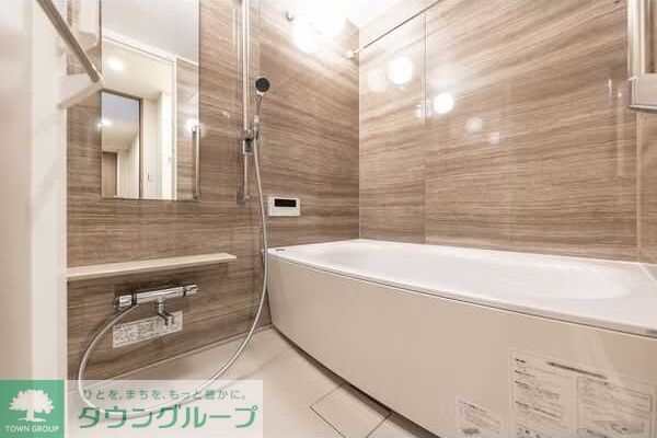 バス・シャワールーム　浴室乾燥＆追い炊き機能付き