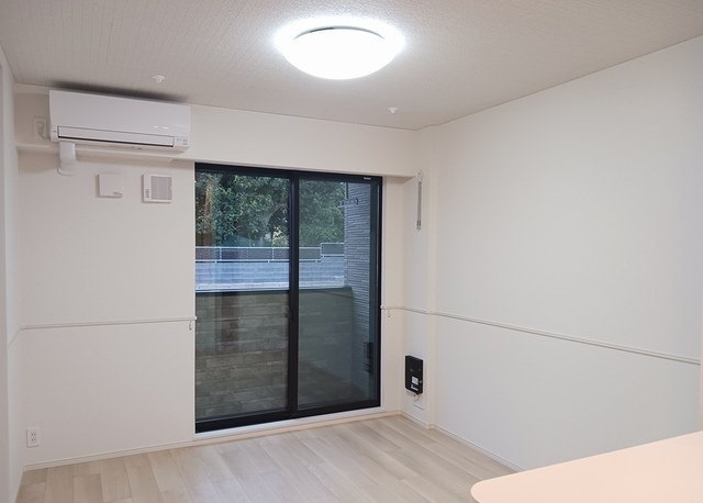 居室・リビング　同仕様