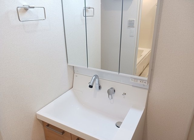 洗面設備　同仕様
