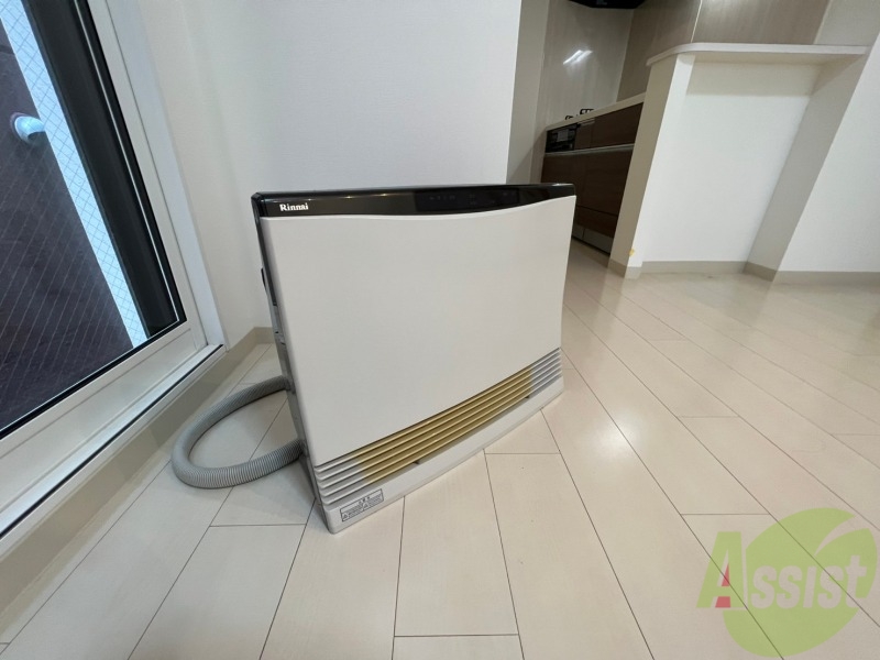 その他設備　都市ガス温水ルームヒーターで暖かく過ごせますよ！