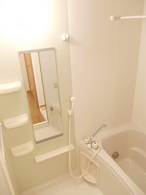 バス・シャワールーム　バス