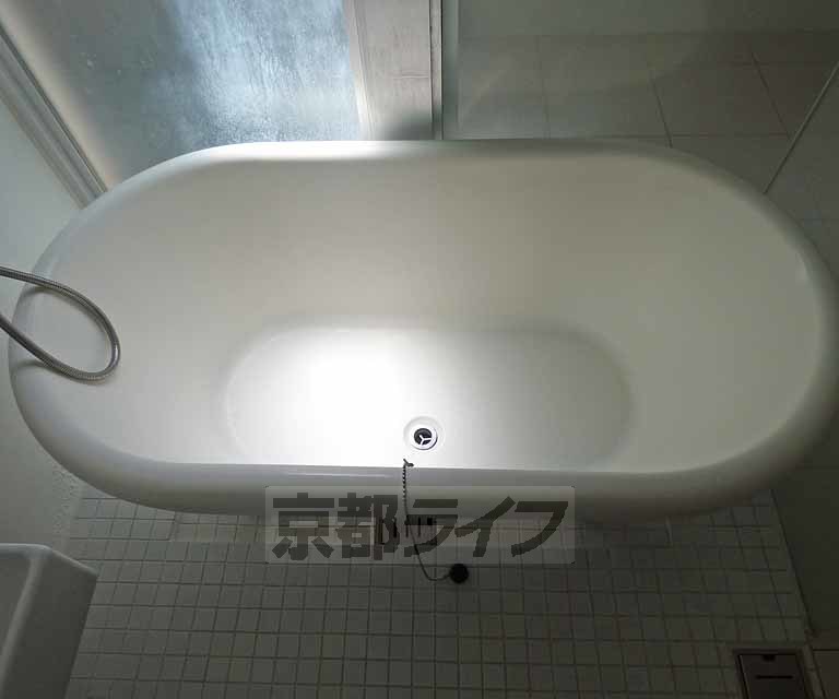 バス・シャワールーム　きれいなバスです。