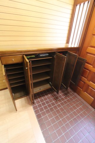 収納　シューズボックス