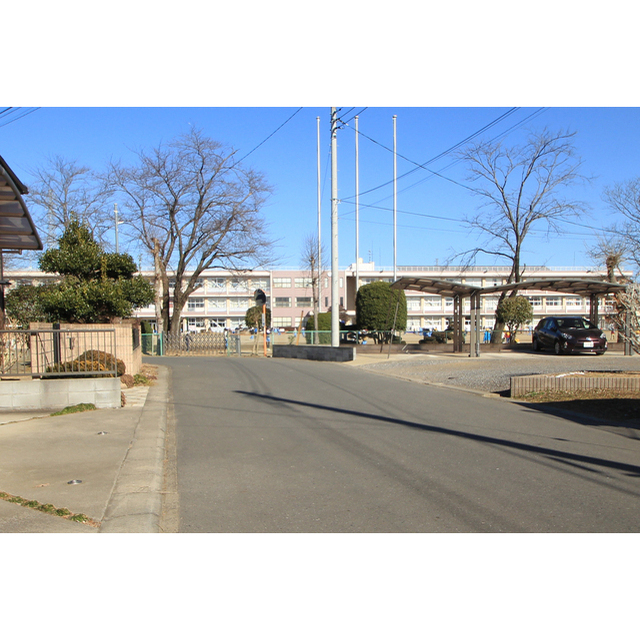 小学校　かすみがうら市立下稲吉東小学校（小学校）まで1300m