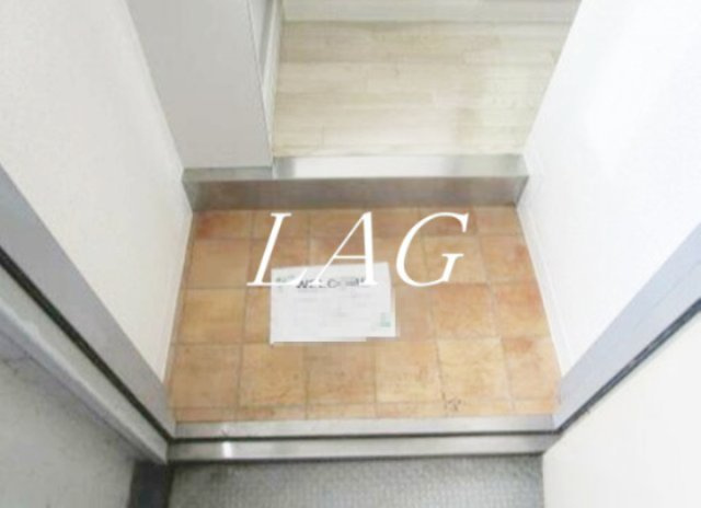 玄関　玄関です。