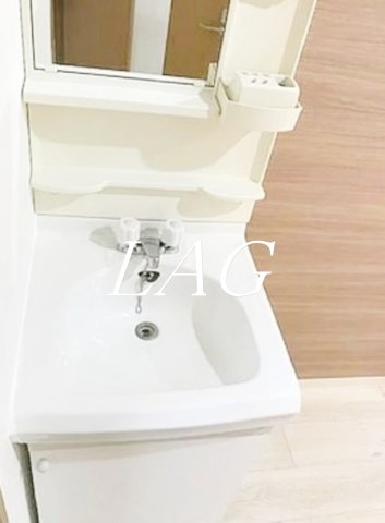 洗面設備　洗面台です。