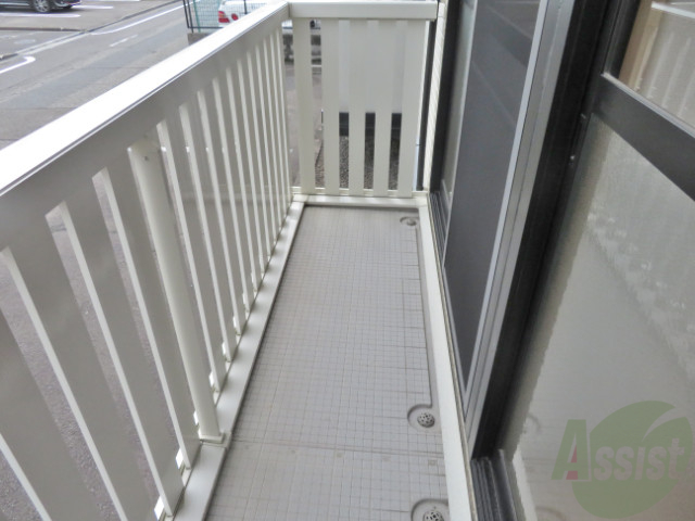 バルコニー　洗濯物も乾きやすいです。