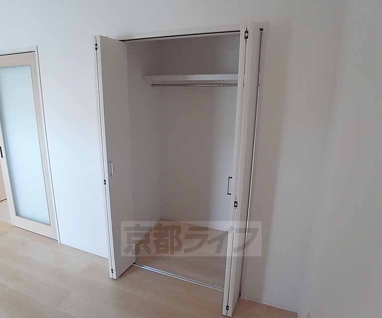 収納　ハンガーかけれます