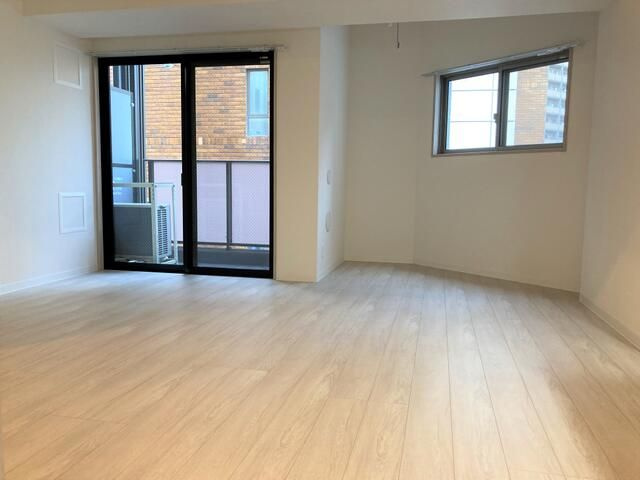 バルコニー　（別タイプ参考写真）premium stage NAO　北区