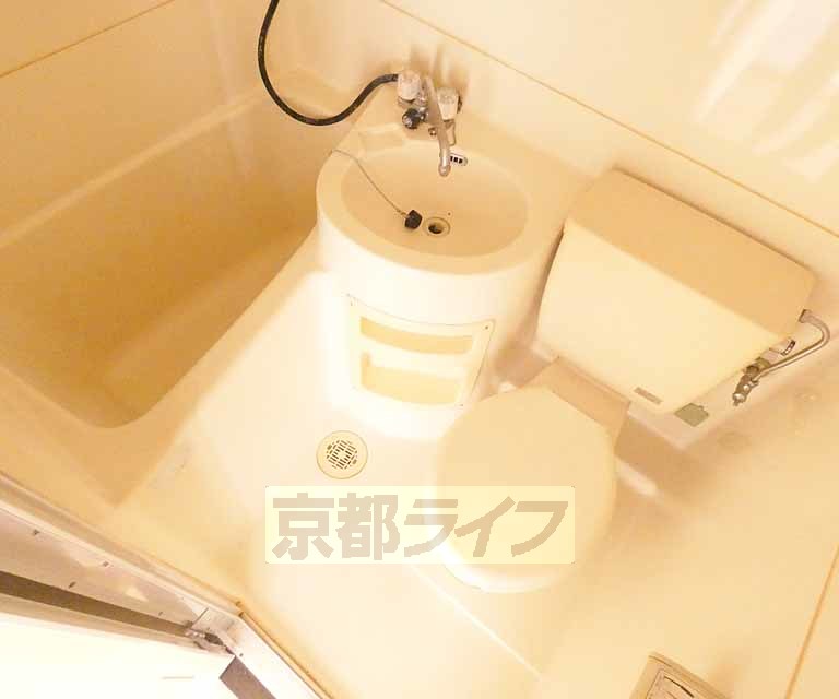 バス・シャワールーム　ユニットバス。