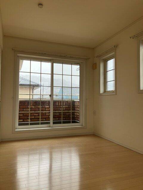 その他　フローリングです！