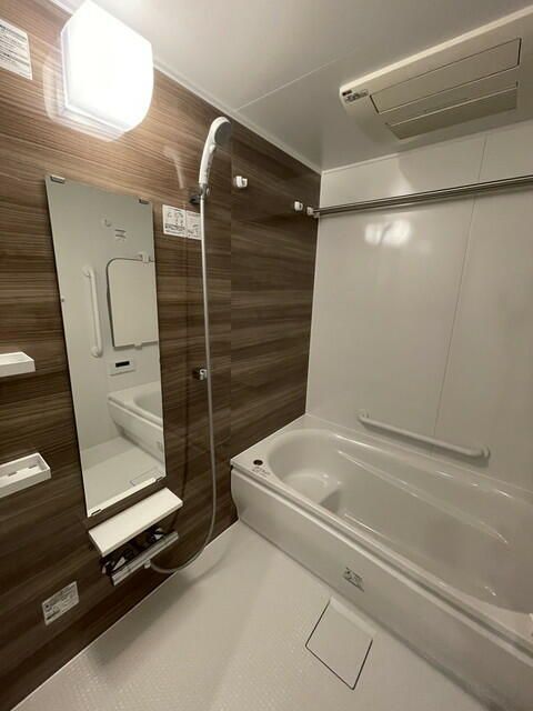 バス・シャワールーム　別部屋参考写真