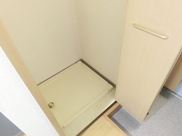 その他設備　室内洗濯機置場！