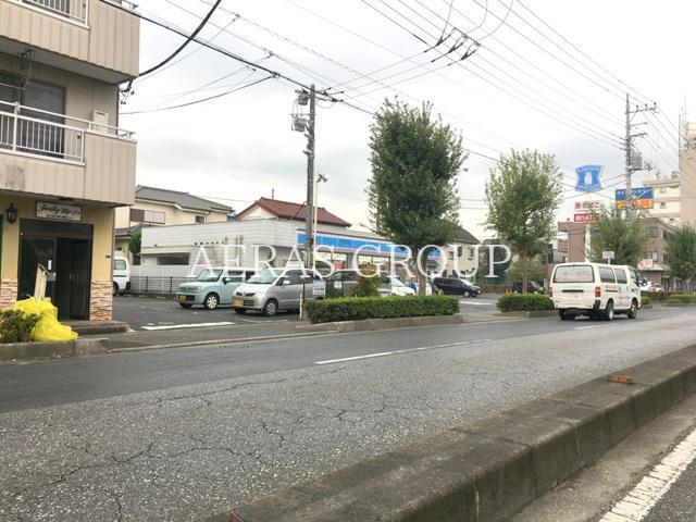 コンビニ　ローソン 川口戸塚鋏町店（コンビニ）まで154m