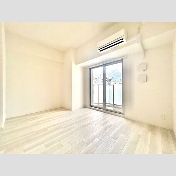 居室・リビング　※同物件他部屋写真 反転、色違いの場合有 現況優先