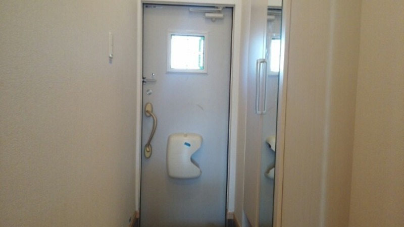 玄関　図面と現状に相違がある場合には現状を優先