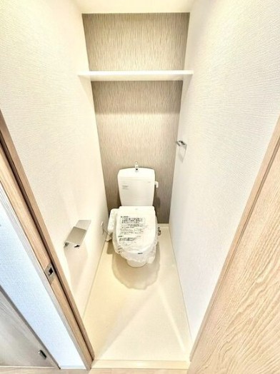 トイレ　※別室の参考写真の為、現況優先です。