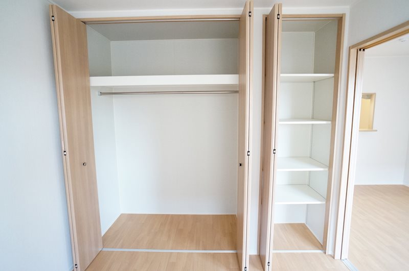 収納　２人入居にも配慮した大き目の収納です♪