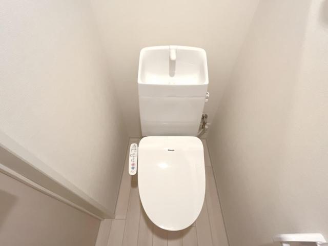 トイレ　シャワー付トイレ（イメージ）