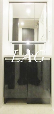 洗面設備　独立洗面台です。