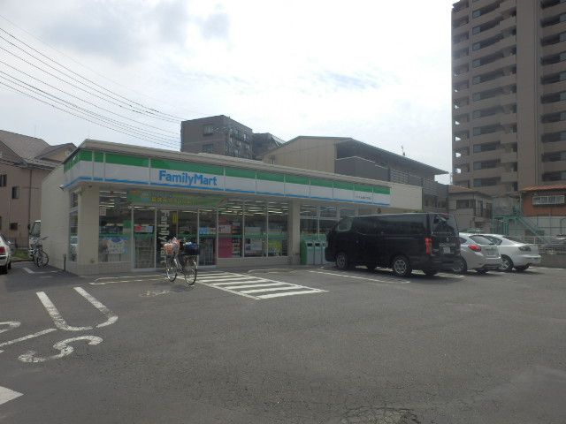 コンビニ　ファミリーマートさいたま沼影二丁目店（コンビニ）まで614m