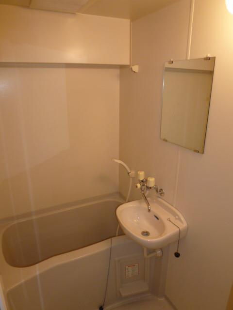 バス・シャワールーム　バス・トイレ別