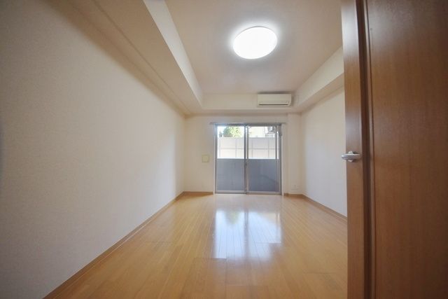 居室・リビング　★お部屋探しは株式会社タウンハウジング東京まで★