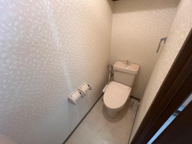 トイレ　シャワー付トイレ