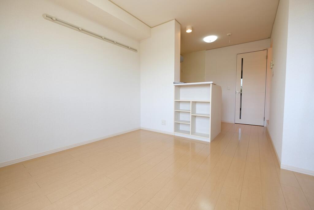 居室・リビング　室内写真は別室です