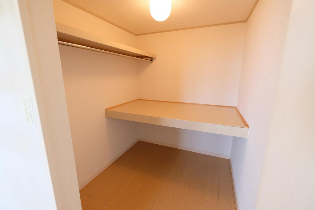 収納　室内写真は別室です