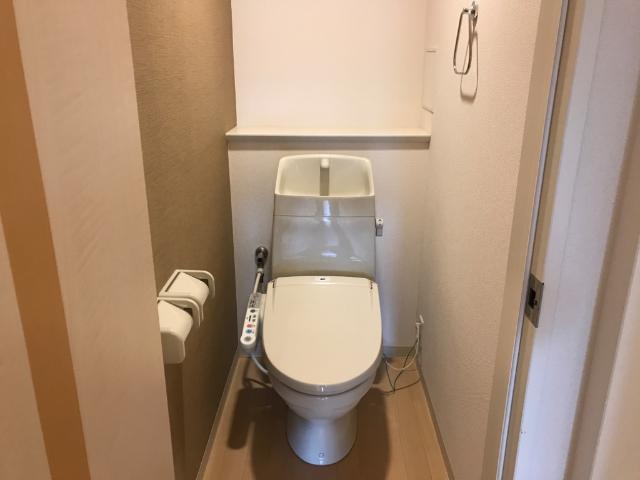 トイレ　シャワー付トイレ