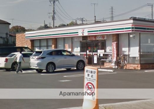 コンビニ　セブン－イレブン伊勢原桜台小学校前店（コンビニ）まで291m