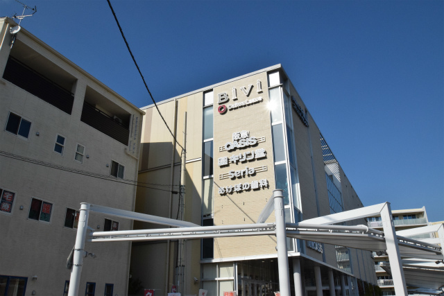 ショッピングセンター　BiVi千里山（ショッピングセンター）まで1300m