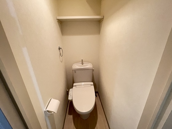 トイレ　※別部屋の写真です