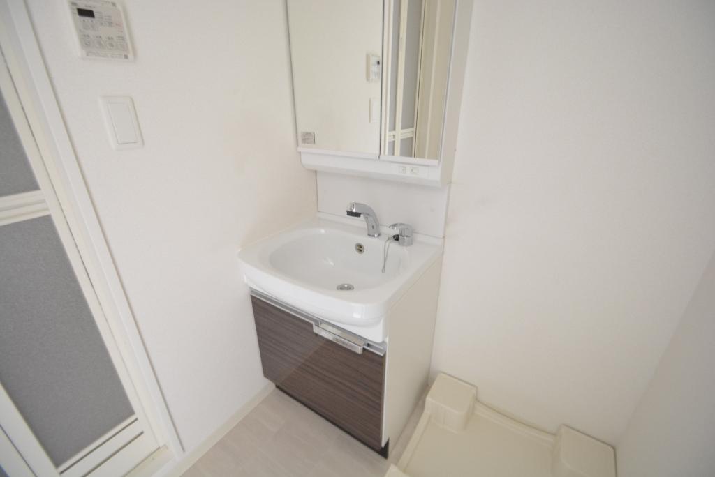 洗面設備　洗髪洗面化粧台