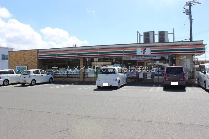 コンビニ　セブンイレブン豊橋高師町店（コンビニ）まで476m