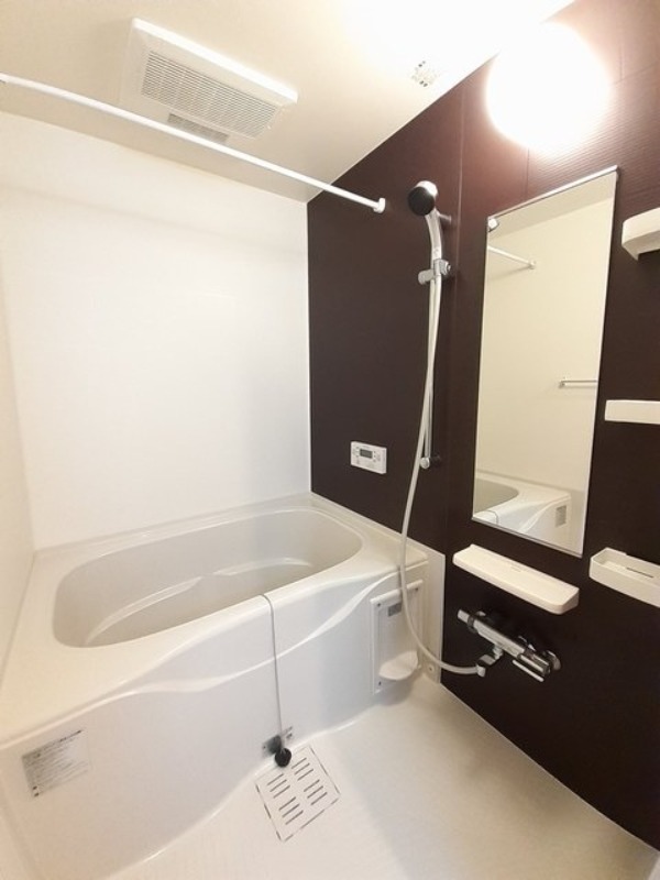 バス・シャワールーム　図面と現状に相違がある場合には現状を優先